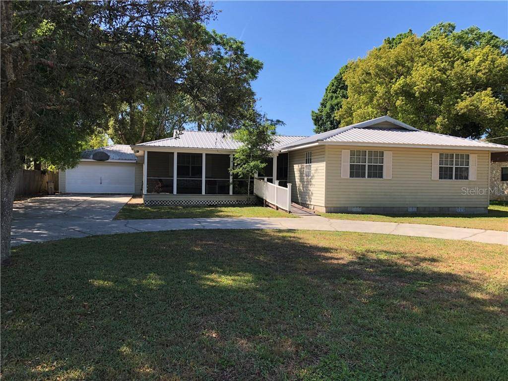 Umatilla, FL 32784,16936 LAKEVIEW AVE