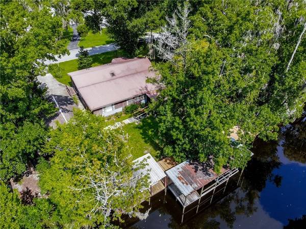 56310 ELM RD, Astor, FL 32102