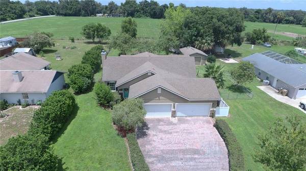 5039 ROBIN DR, Fruitland Park, FL 34731