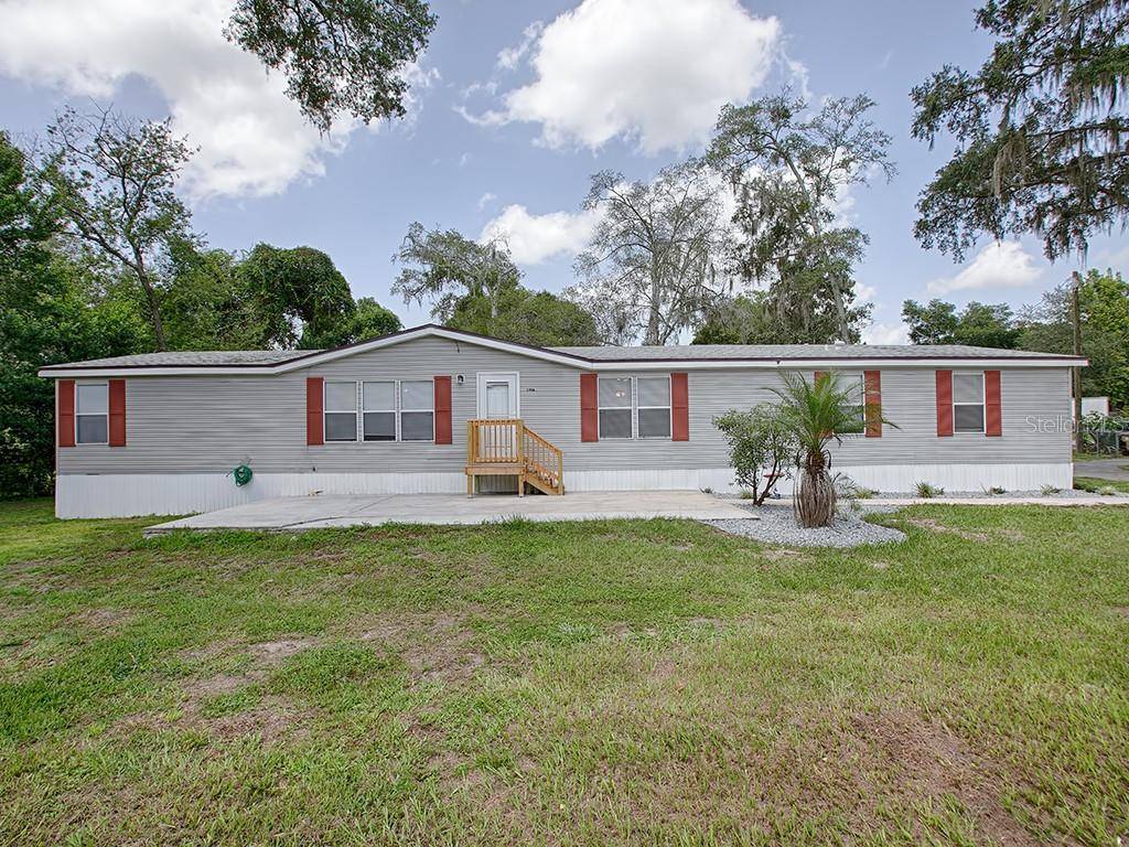 1904 LEESBURG BLVD, Fruitland Park, FL 34731