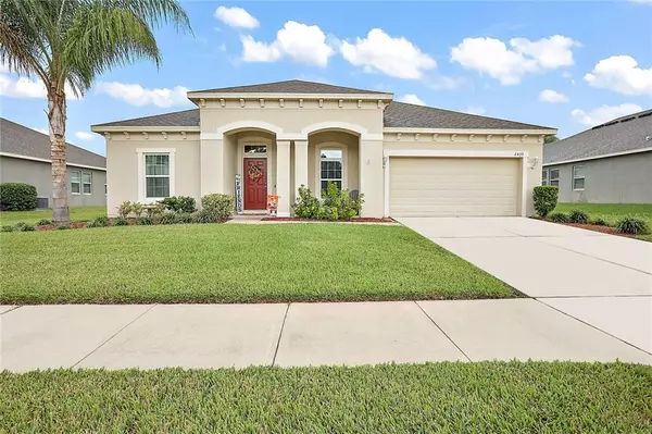 2439 PLUMADORE DR, Grand Island, FL 32735