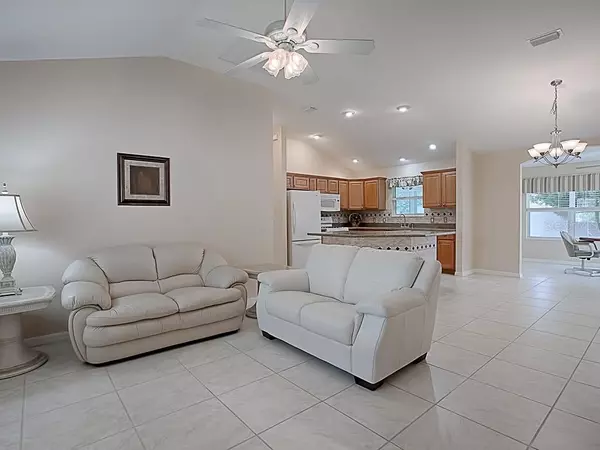 The Villages, FL 32162,745 INNER CIR