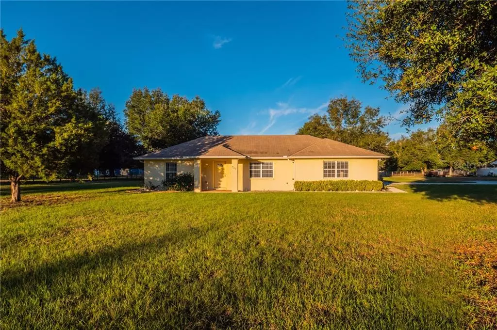 Umatilla, FL 32784,407 W 10TH AVE