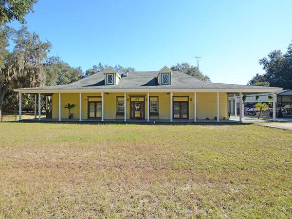 11931 SAWGRASS ISLAND RD, Umatilla, FL 32784