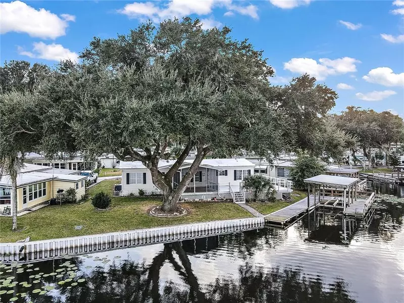7 GALLINULE CT, Fruitland Park, FL 34731