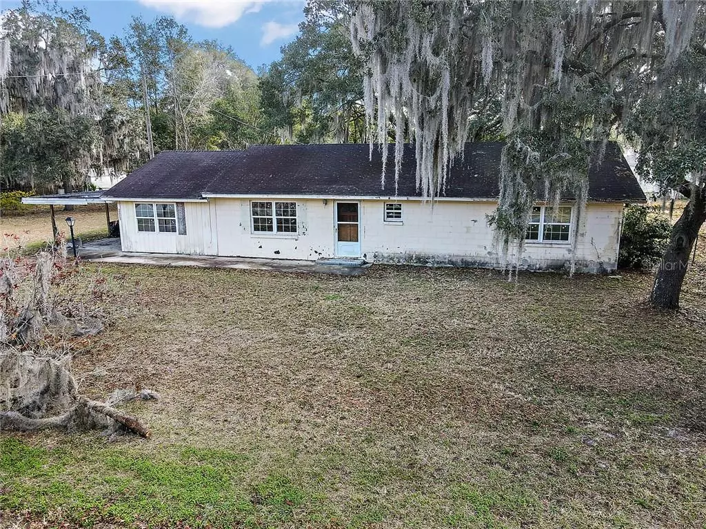 Lake Panasoffkee, FL 33538,2313 CR 446
