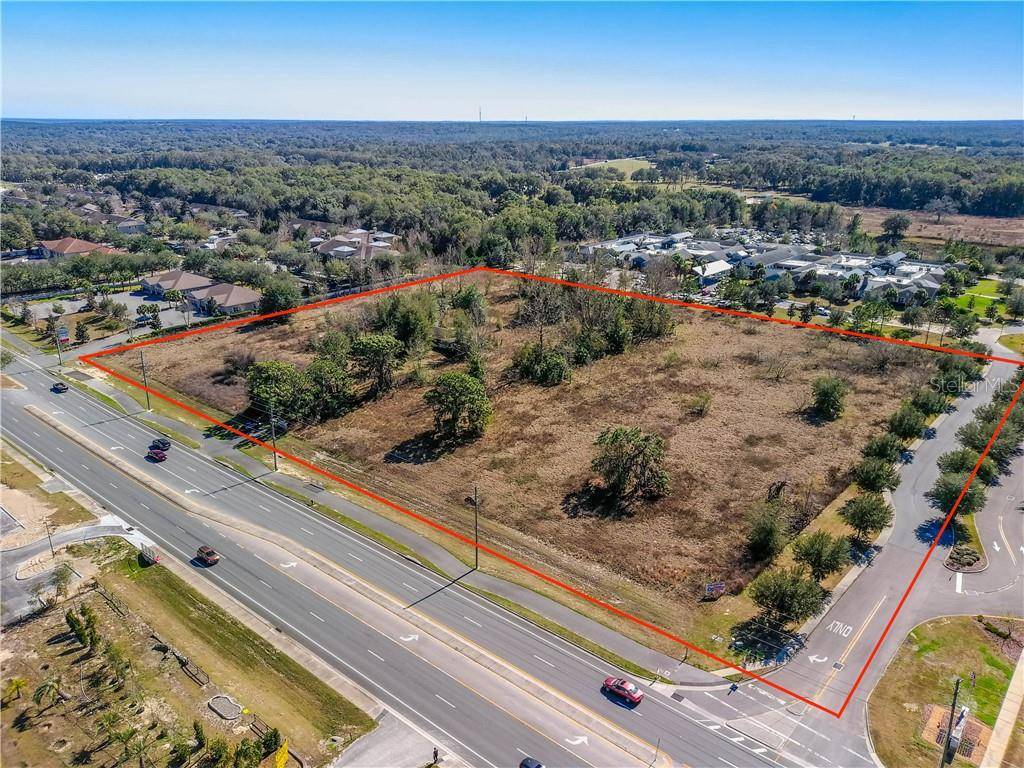 850 HIGHWAY 466, Lady Lake, FL 32159