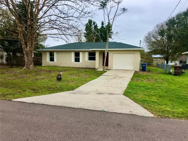 438 HONEY BEE LN, Polk City, FL 33868