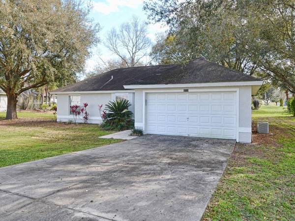 37110 SANDY LN, Grand Island, FL 32735