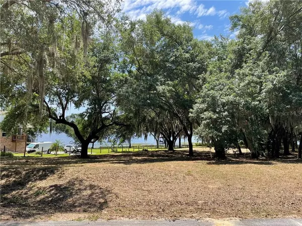 Groveland, FL 34736,LAKE EMMA COURT