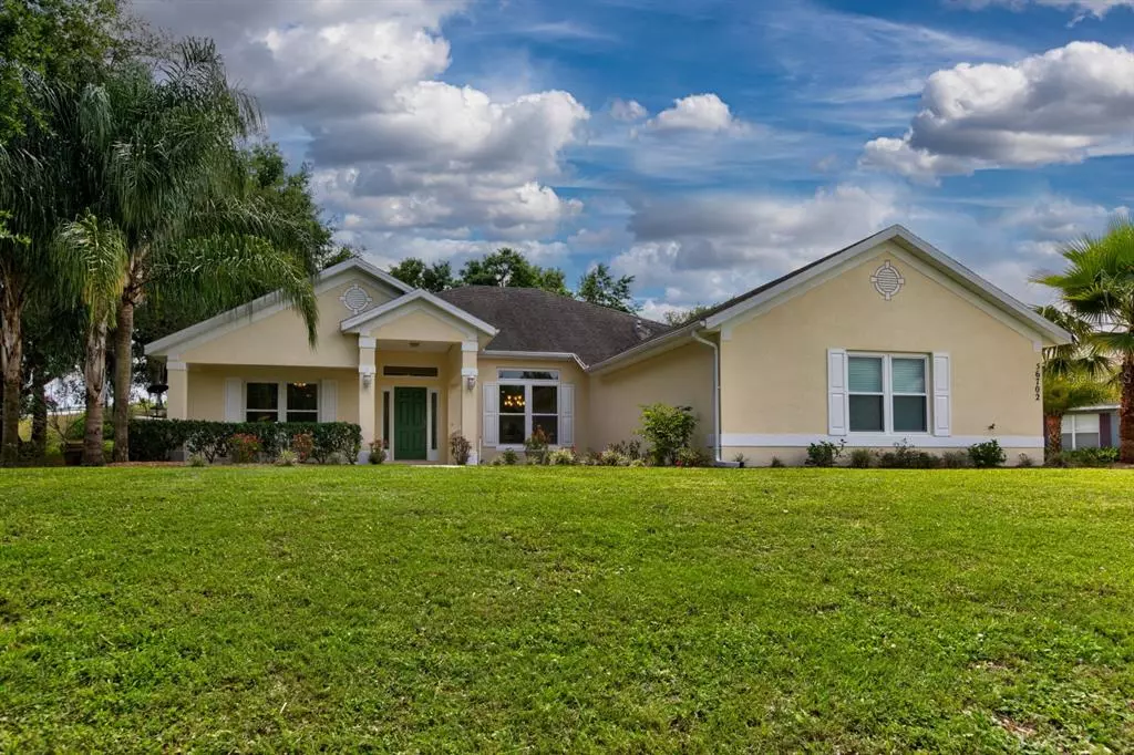 Eustis, FL 32736,36702 BARRINGTON DR