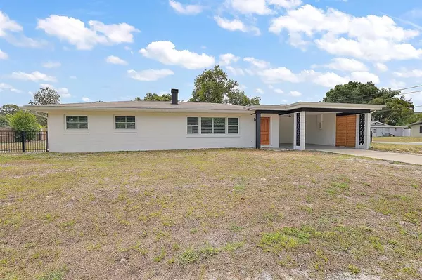 314 BELLE AYRE DR, Mount Dora, FL 32757