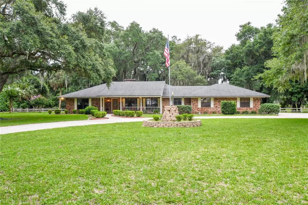 Howey In The Hills, FL 34737,11128 E REVELS RD