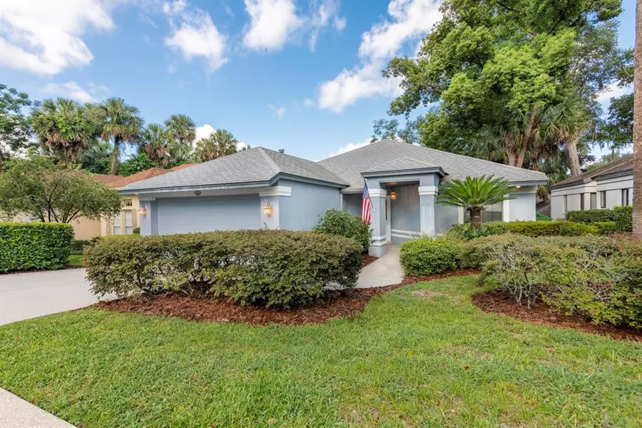 631 S SANDLAKE CT, Mount Dora, FL 32757