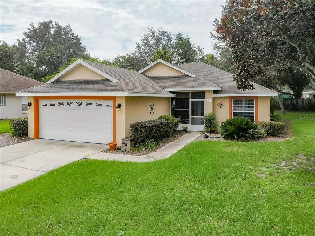 Umatilla, FL 32784,105 TWIN LAKE CIR