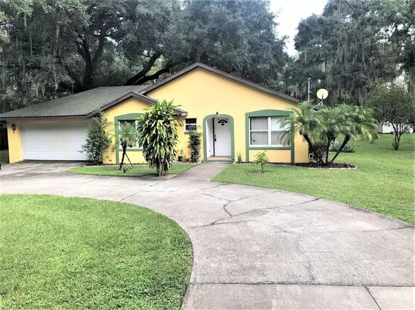 325 E BEACH ST,  Groveland,  FL 34736