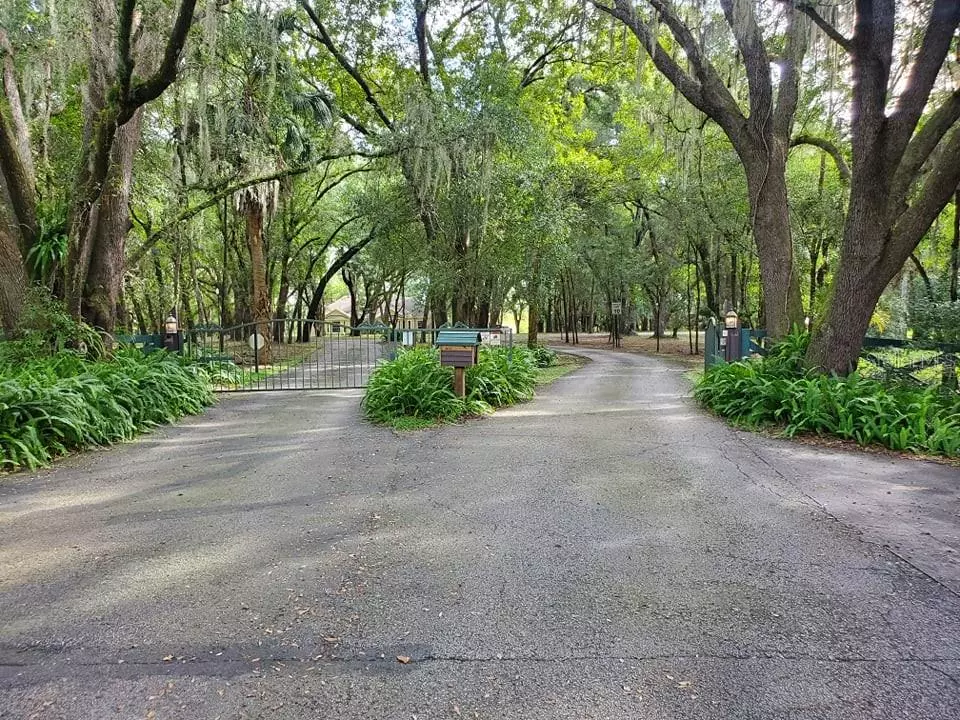 Umatilla, FL 32784,00 SE 159TH LN #2