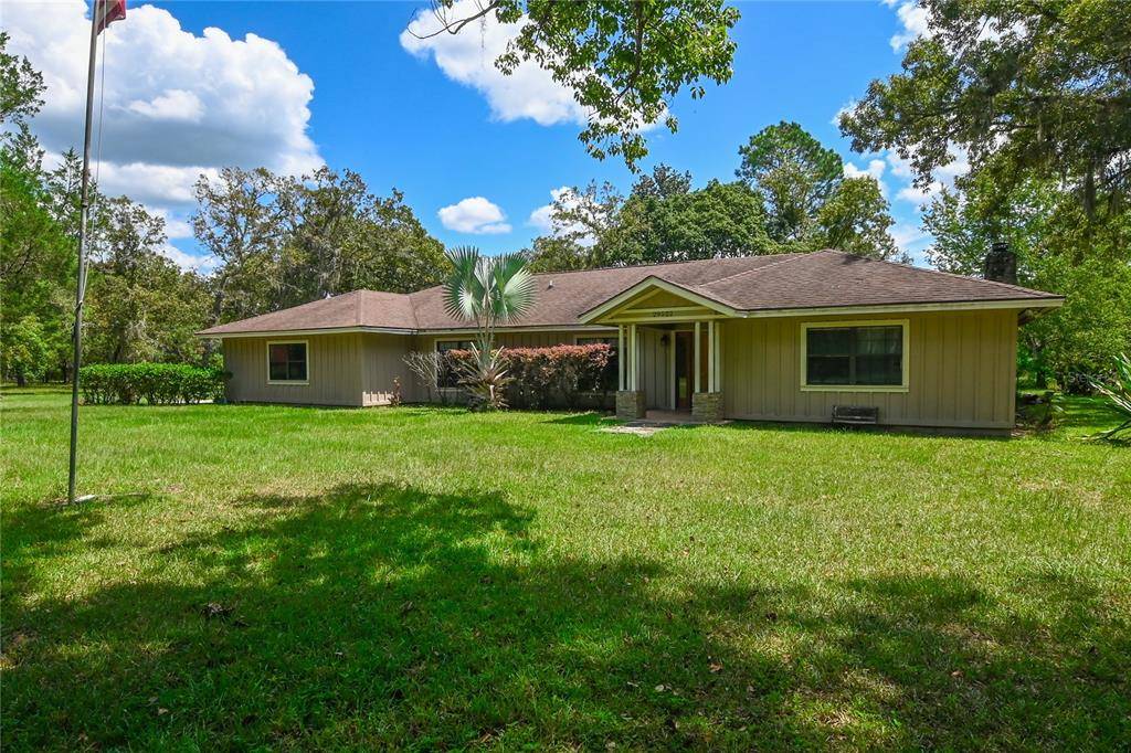 29522 DEERWOOD FARMS RD, Sorrento, FL 32776