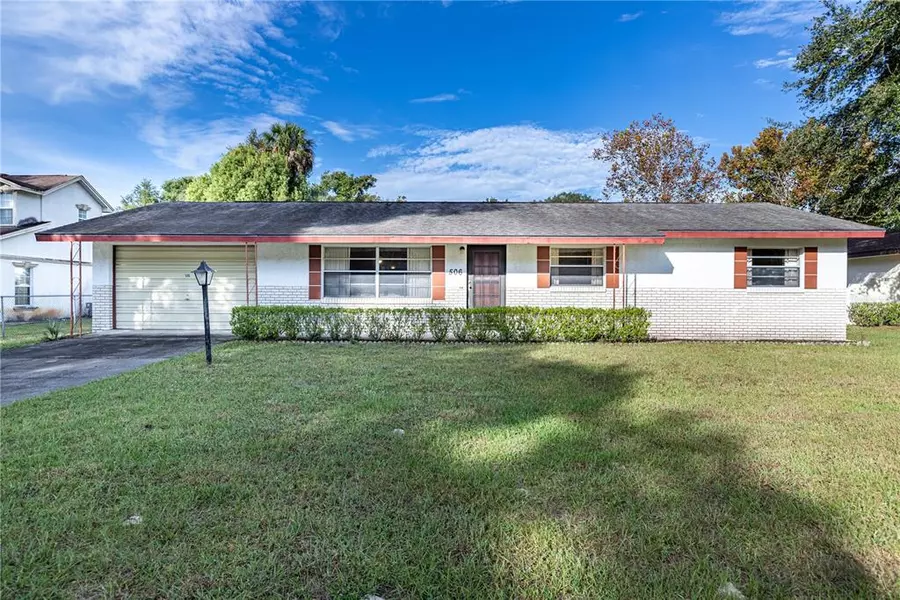 506 CENTURY AVE, Fruitland Park, FL 34731