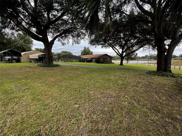 40343 BABB RD, Umatilla, FL 32784