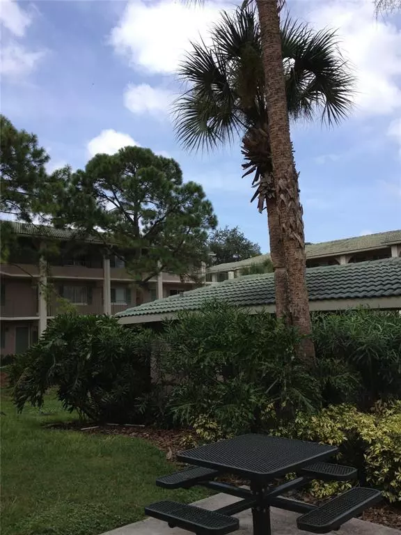 139 OYSTER BAY CIR #340, Altamonte Springs, FL 32701