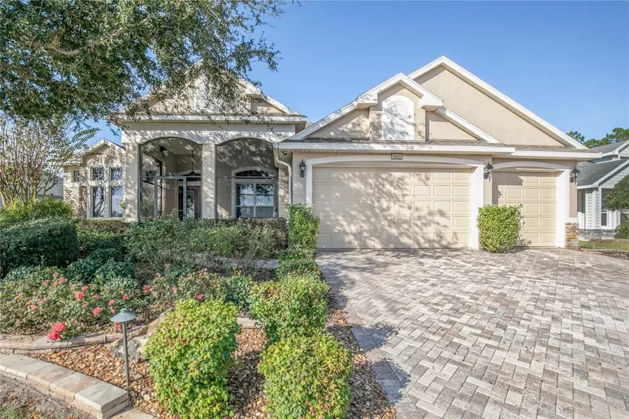 8953 BRIDGEPORT BAY CIR, Mount Dora, FL 32757