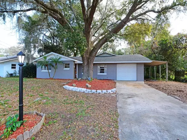 37246 OAK LN, Umatilla, FL 32784