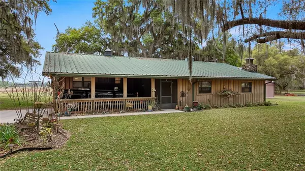 7489 CR 558, Center Hill, FL 33514