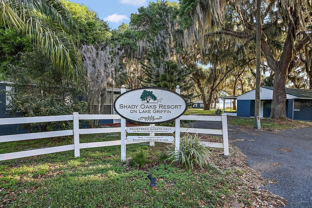 Fruitland Park, FL 34731,5723 E HARBOR DR