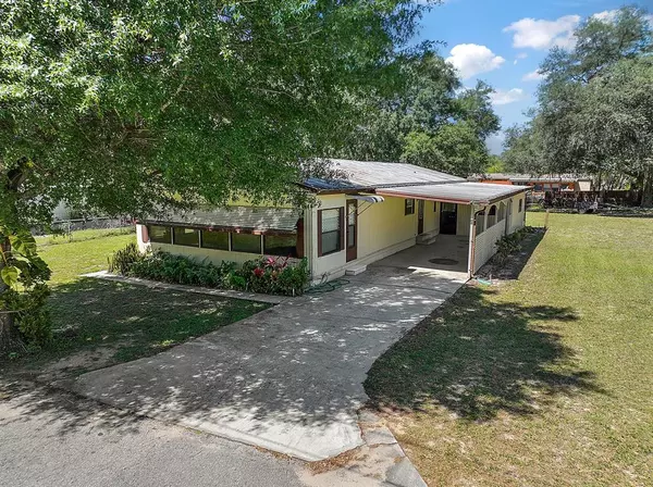 36823 WILMINGTON RD, Fruitland Park, FL 34731