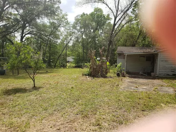 7056 CR 651,  Bushnell,  FL 33513