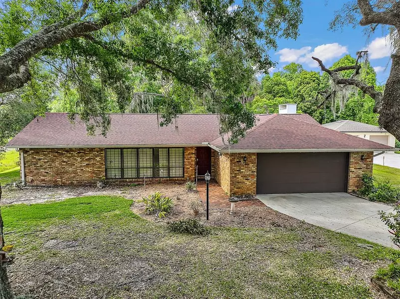 3064 PINE COVE PL, Eustis, FL 32726