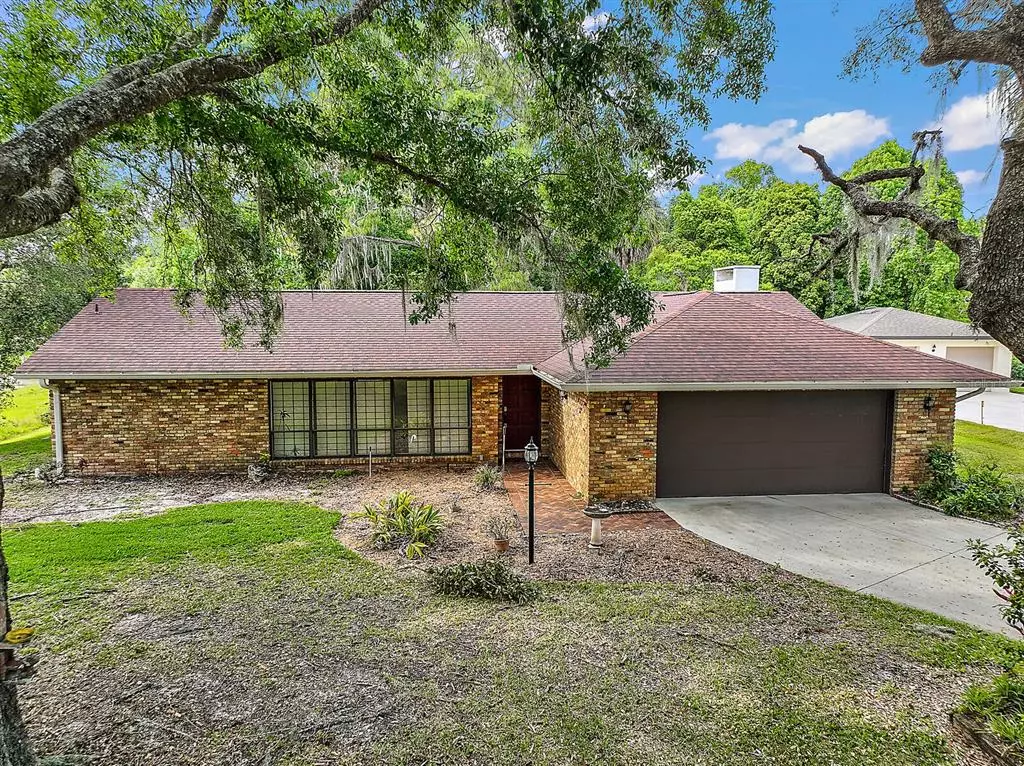 Eustis, FL 32726,3064 PINE COVE PL