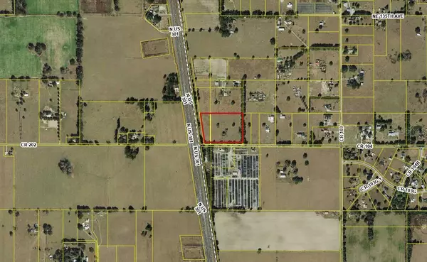 4040 COUNTY ROAD 104, Oxford, FL 34484