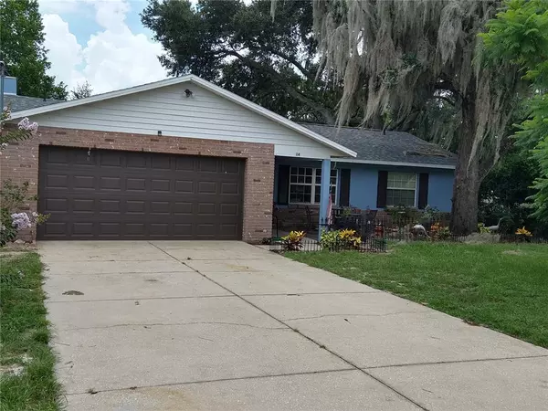 14 ORANGE BLOSSOM TRL, Yalaha, FL 34797