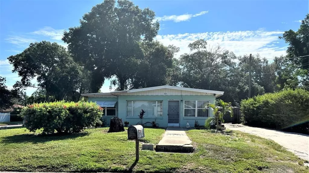 809 DISSTON AVE, Clermont, FL 34711