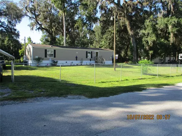 Lake Panasoffkee, FL 33538,1939 CR 428