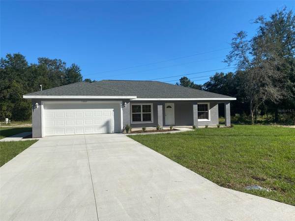 26 BAY PLACE CRSE, Ocklawaha, FL 32179