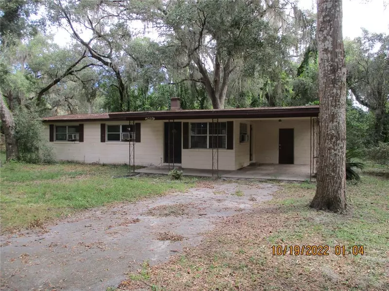 2401 N C 470, Lake Panasoffkee, FL 33538