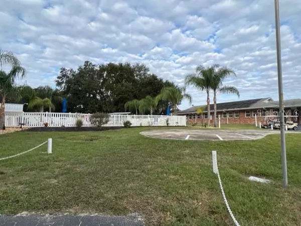 Fruitland Park, FL 34731,1 QUAIL LN