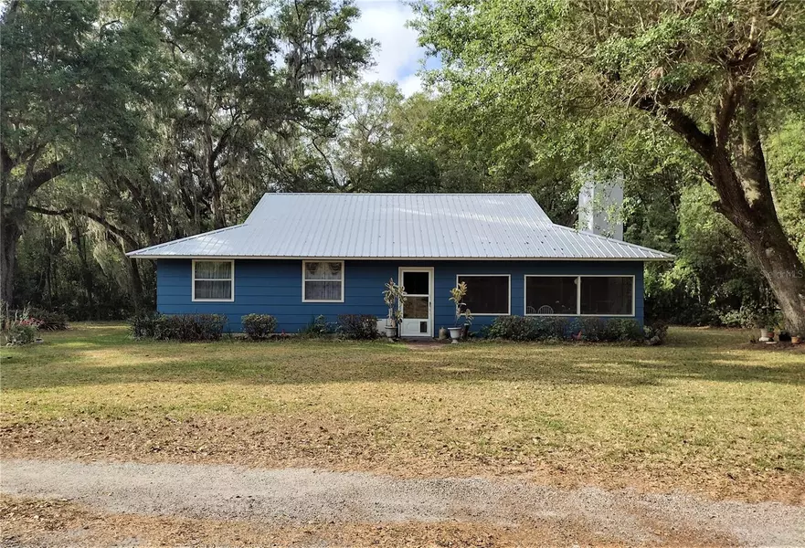 41120 COUNTY ROAD 25, Weirsdale, FL 32195