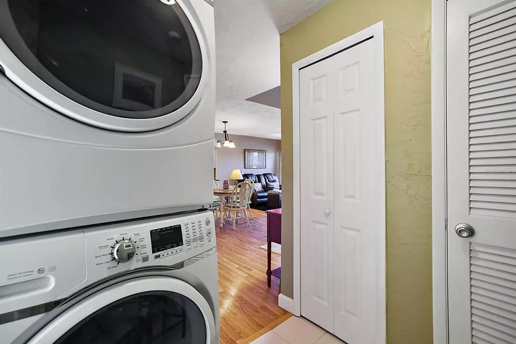 Wildwood, FL 34785,17203 SANDALWOOD DR #203