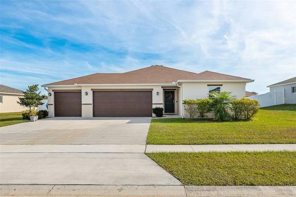 2252 GLADIOLUS LN, Mascotte, FL 34753