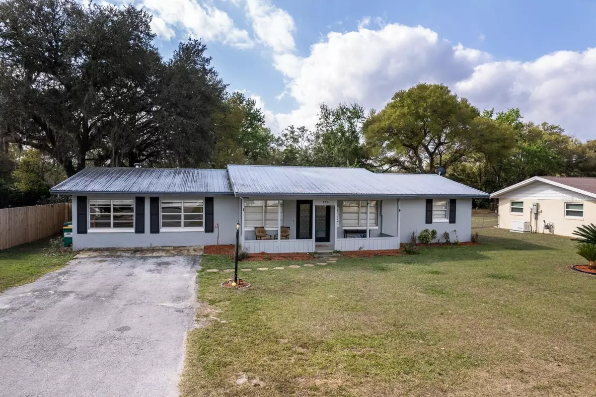 Fruitland Park, FL 34731,309 OAKWOOD LN