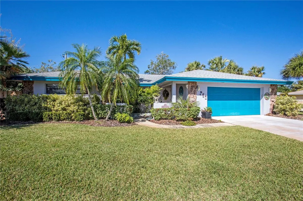 Satellite Beach, FL 32937,391 CHERRY DR