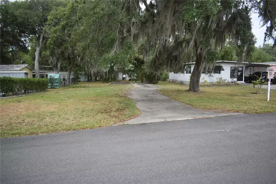 LOT 11 BLK A WILLIAMSBURG- LN, Wildwood, FL 34785