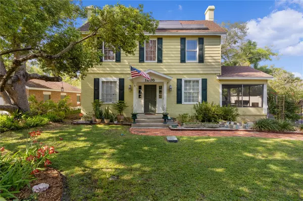 1305 WASHINGTON AVE, Eustis, FL 32726