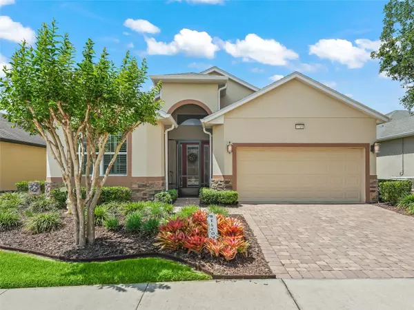 8715 BRIDGEPORT BAY CIR, Mount Dora, FL 32757