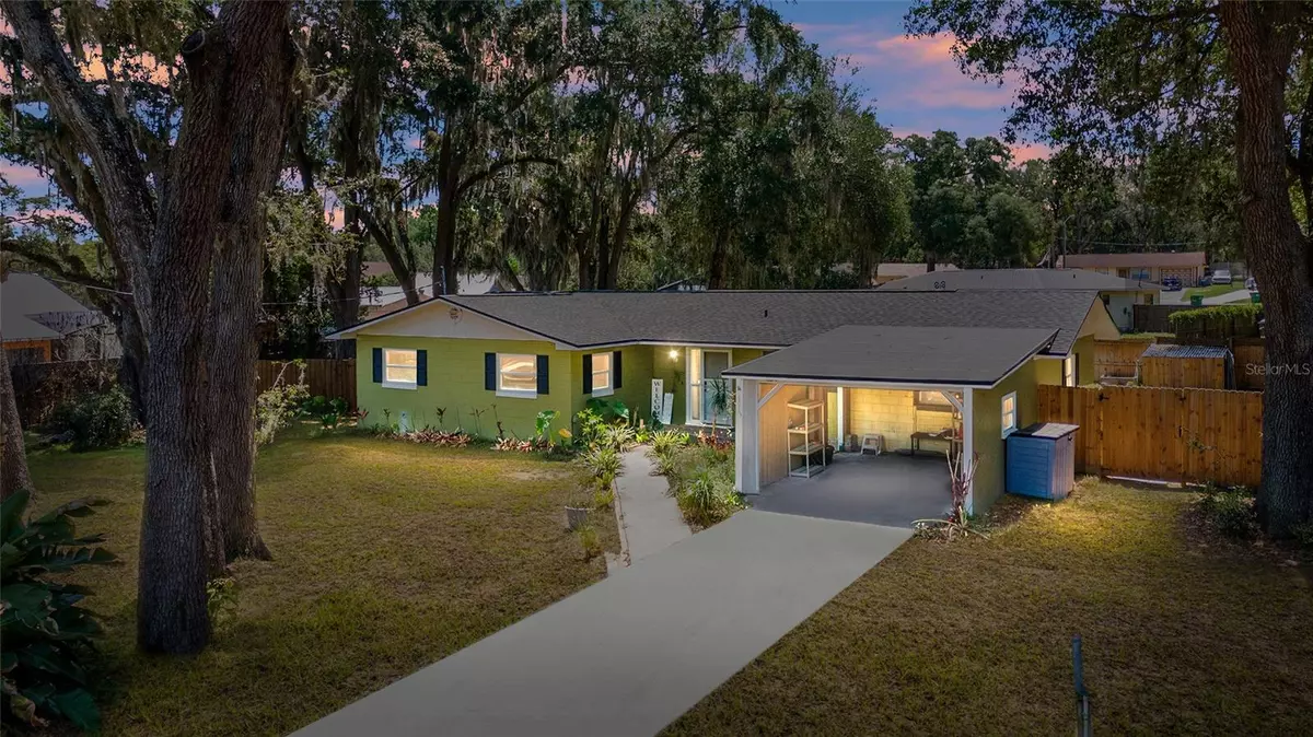 Fruitland Park, FL 34731,601 LECONTE ST