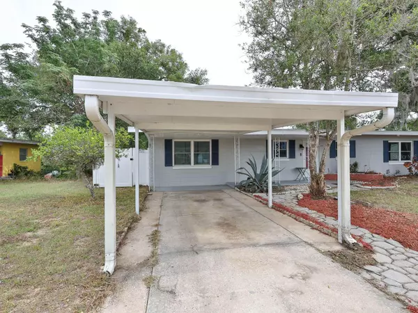 Eustis, FL 32726,303 WINDEMERE AVE